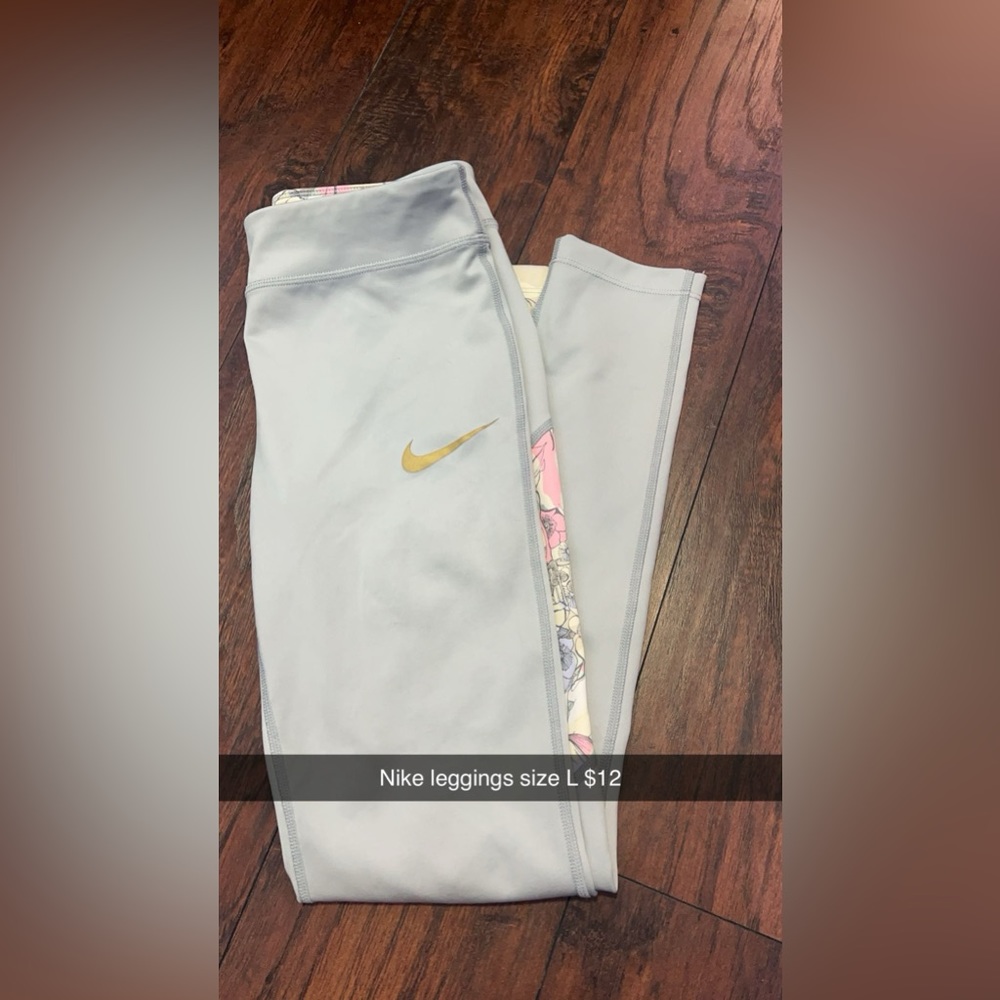 Nike leggings